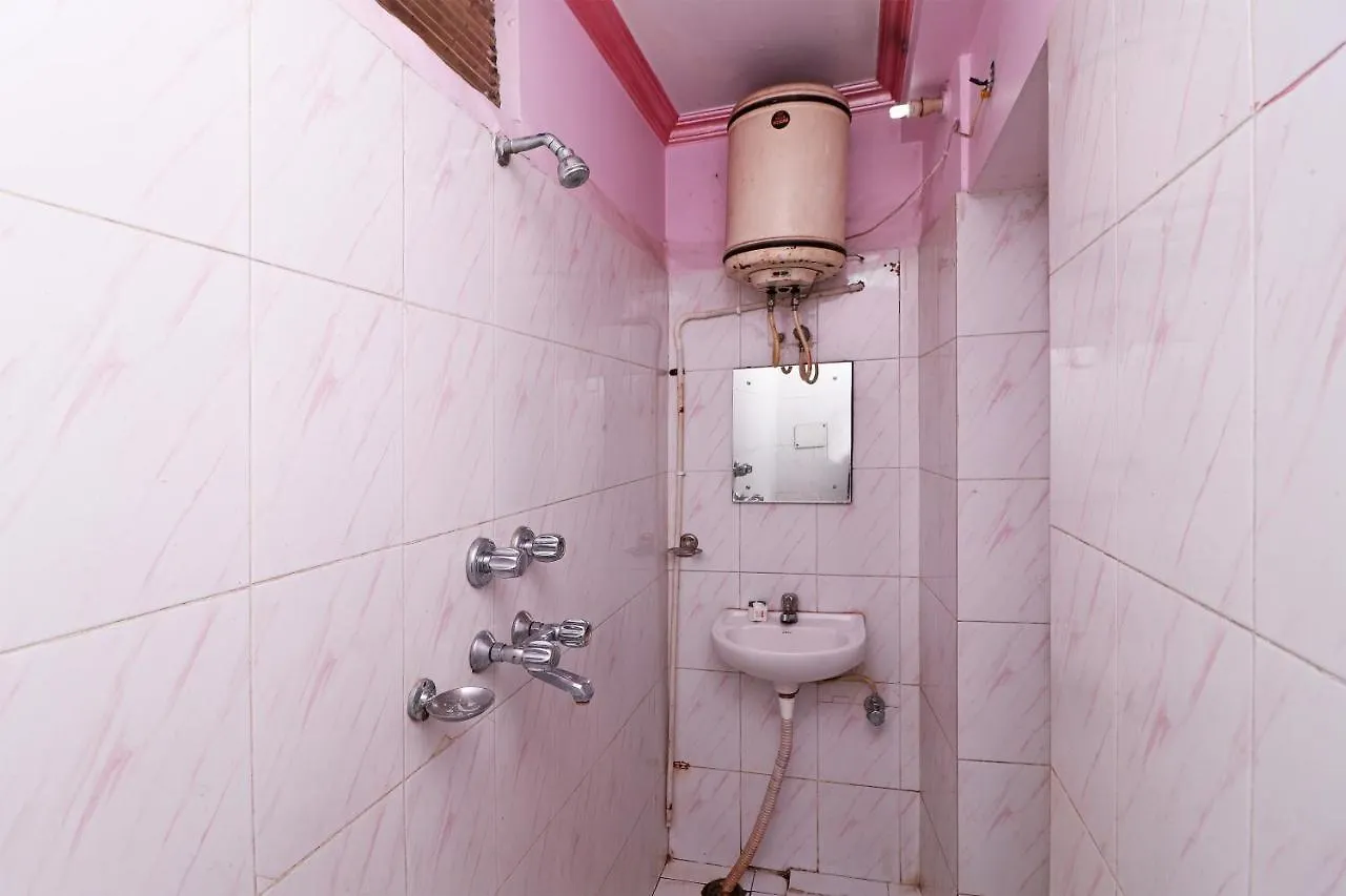 Oyo 16610 Hotel Shri Ram International فاراناسي 3*,
