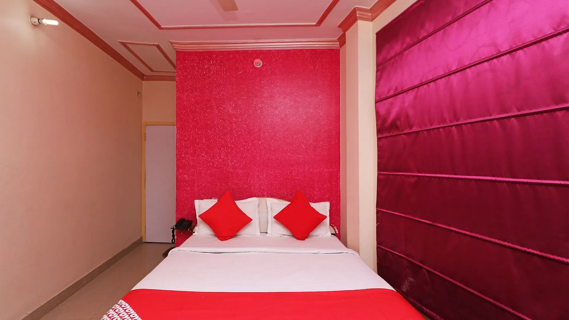 Oyo 16610 Hotel Shri Ram International فاراناسي