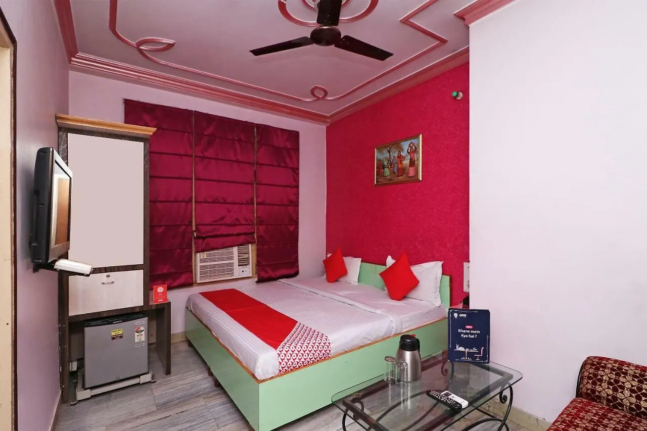 ***  Oyo 16610 Hotel Shri Ram International فاراناسي الهند